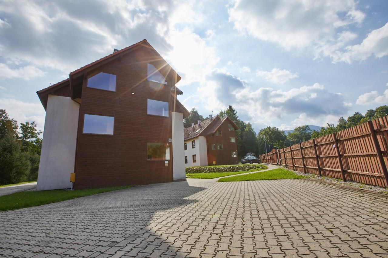 Apartamenty Nad Lomniczka-Malachit Karpacz Bagian luar foto